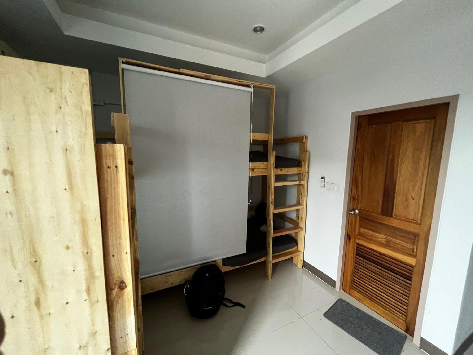 The European House Pattaya Bed & Breakfast ภายนอก รูปภาพ